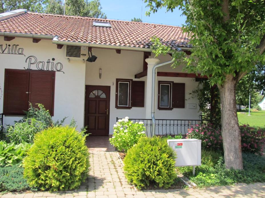 Villa Patio Exterior photo